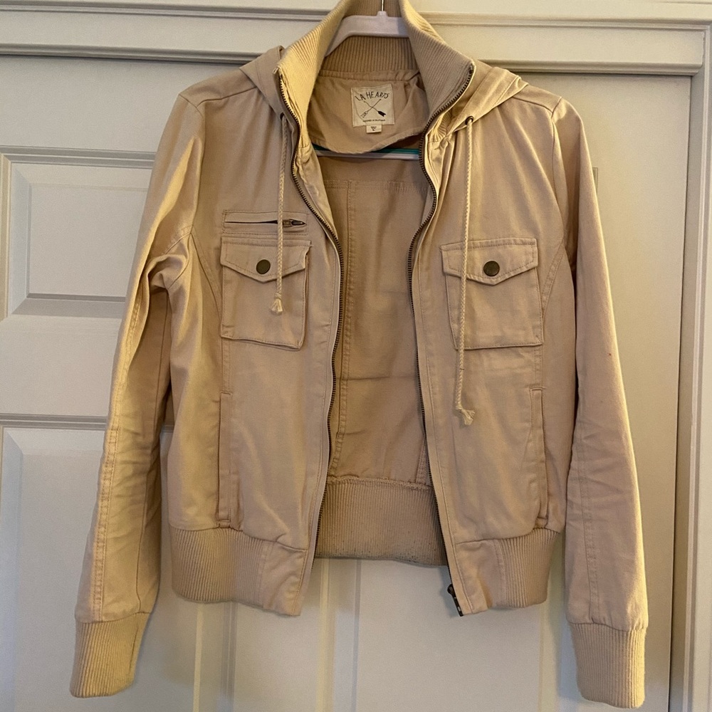 Beige jacket - LA Hearts